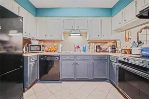 1314 Town Cir, Baytown, TX 77520 - Photo 3