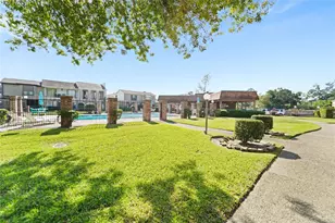 1314 Town Cir, Baytown, TX 77520 - Photo 13