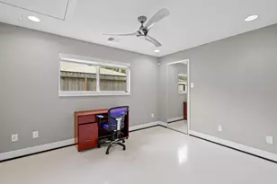 5603 Grape St, Houston, TX 77096 - Photo 27