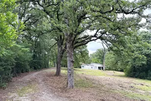 704 E Elder St, Colmesneil, TX 75938 - Photo 1