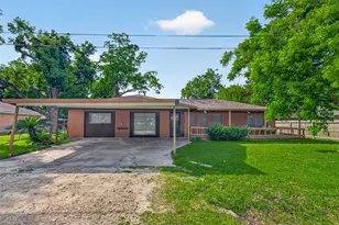 4019 Beatrice Ave, Dickinson, TX 77539 - Photo 3