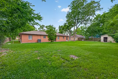 4019 Beatrice Avenue, Dickinson, TX 77539 - Photo 35
