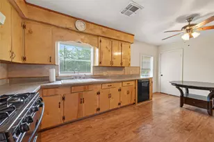 4019 Beatrice Ave, Dickinson, TX 77539 - Photo 17