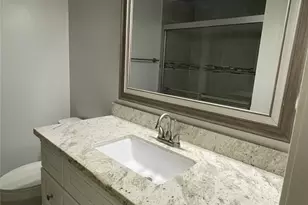 864 A Wax Myrtle Ln, Houston, TX 77079 - Photo 21