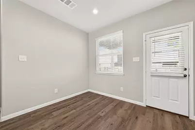 13405 Cannon Creek Court, Willis, TX 77378 - Photo 5