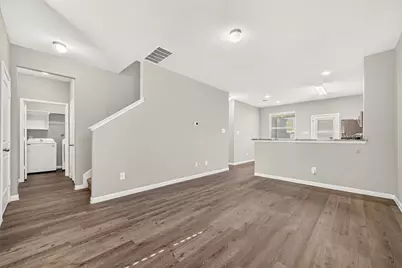 13405 Cannon Creek Court, Willis, TX 77378 - Photo 7