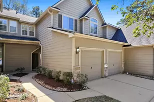 14 Valley Oaks Cir, The Woodlands, TX 77382 - Photo 1