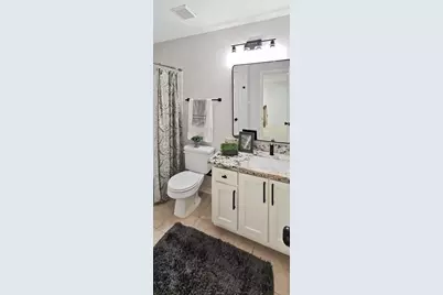 14 Valley Oaks Circle, The Woodlands, TX 77382 - Photo 15