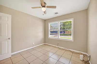 2926 Vance Avenue, Texas City, TX 77590 - Photo 21