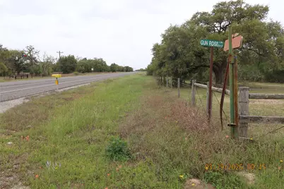 1028 Gun Rose Lane, Columbus, TX 78934 - Photo 3