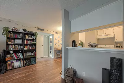 2120 El Paseo Street #2425, Houston, TX 77054 - Photo 11