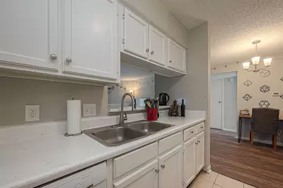 2120 El Paseo Street #2425, Houston, TX 77054 - Photo 15