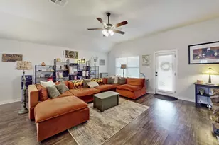 3425 Alsace Ct, Bryan, TX 77808 - Photo 5