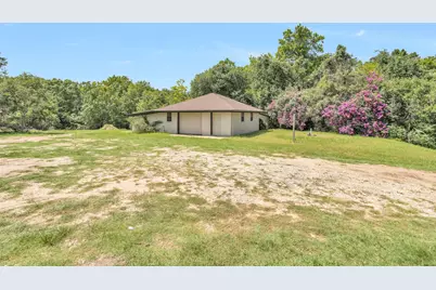 3706 County Road 409, Navasota, TX 77868 - Photo 7