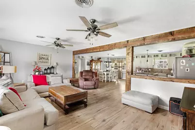 106 Lynn Street Street, Anahuac, TX 77514 - Photo 11