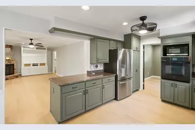 5354 Dumfries Drive, Houston, TX 77096 - Photo 17