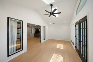 5354 Dumfries Dr, Houston, TX 77096 - Photo 37