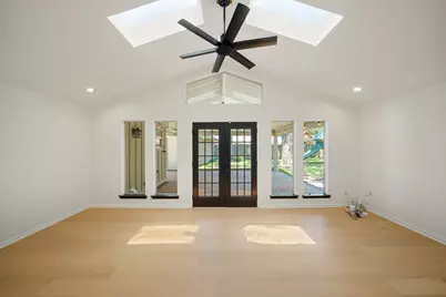 5354 Dumfries Drive, Houston, TX 77096 - Photo 21