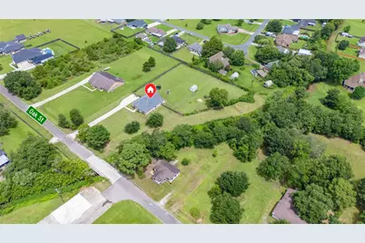 1001 Oak Street, Anahuac, TX 77514 - Photo 17