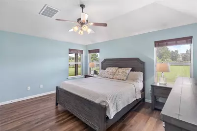 1001 Oak Street, Anahuac, TX 77514 - Photo 31