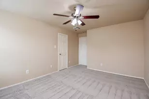 9602 Siano Pines Dr, Humble, TX 77396 - Photo 13