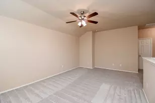 9602 Siano Pines Dr, Humble, TX 77396 - Photo 17
