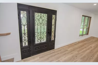 3 Raindream Place, The Woodlands, TX 77381 - Photo 3