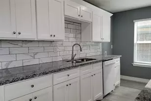 510 Donnacorey Dr, Houston, TX 77013 - Photo 7