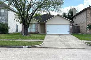 8903 Aspen Pl Dr, Houston, TX 77071 - Photo 1