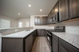 5615 James Michael Dr, Rosharon, TX 77583 - Photo 7