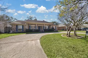 6207 S Braeswood Blvd, Houston, TX 77096 - Photo 5