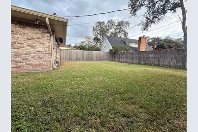 6207 S Braeswood Boulevard, Houston, TX 77096 - Photo 37