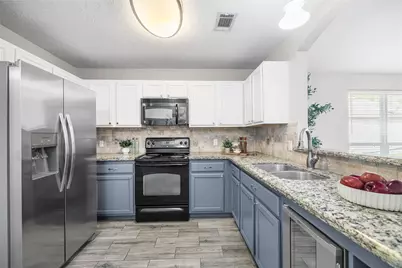 207 Leisure Lane, Montgomery, TX 77356 - Photo 13