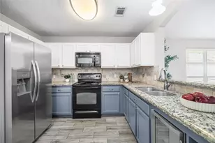207 Leisure Ln, Montgomery, TX 77356 - Photo 13