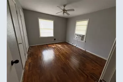 406 Omega, El Campo, TX 77437 - Photo 11