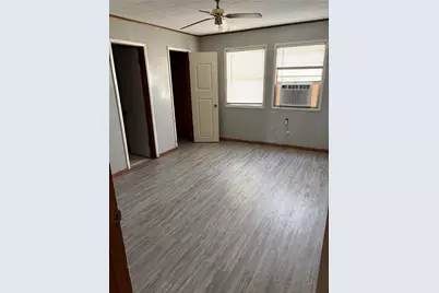 406 Omega, El Campo, TX 77437 - Photo 13