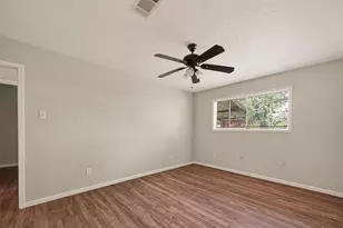 406 W Oak St, Highlands, TX 77562 - Photo 39