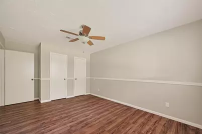 406 W Oak Street, Highlands, TX 77562 - Photo 15