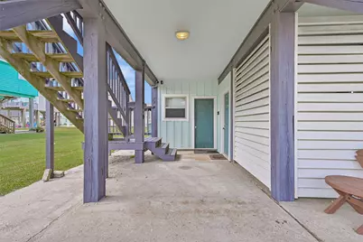 22818 Buena Street, Galveston, TX 77554 - Photo 9