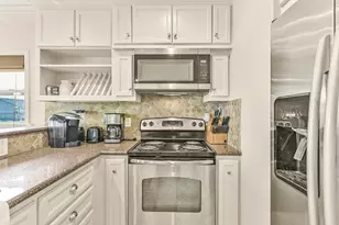 22818 Buena St, Galveston, TX 77554 - Photo 39