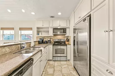 22818 Buena Street, Galveston, TX 77554 - Photo 37