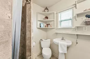 22818 Buena St, Galveston, TX 77554 - Photo 41