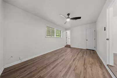 6003 Westover Street, Houston, TX 77033 - Photo 21