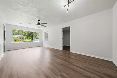 6003 Westover Street, Houston, TX 77033 - Photo 11