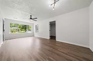 6003 Westover St, Houston, TX 77033 - Photo 11