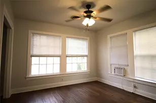 1109 Manor Dr, Victoria, TX 77901 - Photo 7