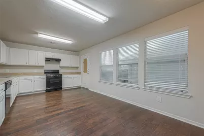 6352 Austinville Drive, Katy, TX 77449 - Photo 11