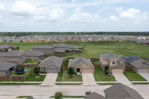 7939 Vacek Meadows Loop, Richmond, TX 77469 - Photo 3