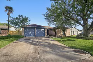 3212 Wavecrest St, League City, TX 77573 - Photo 3
