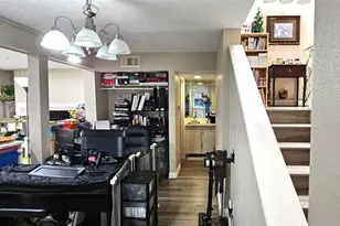 781 Country Pl Dr, Houston, TX 77079 - Photo 9